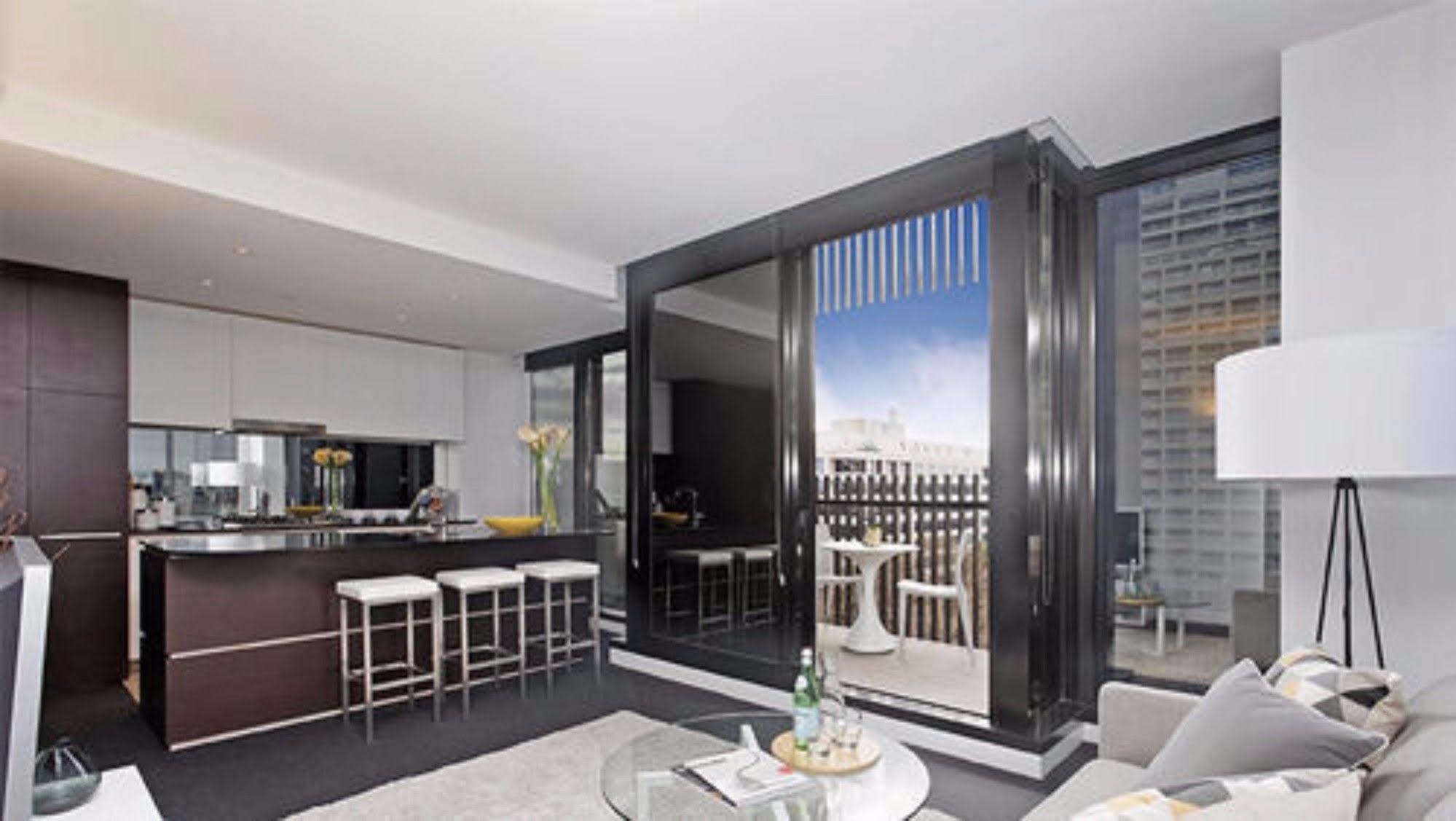 Wyndel Apartments - St Kilda Views Melbourne Kültér fotó
